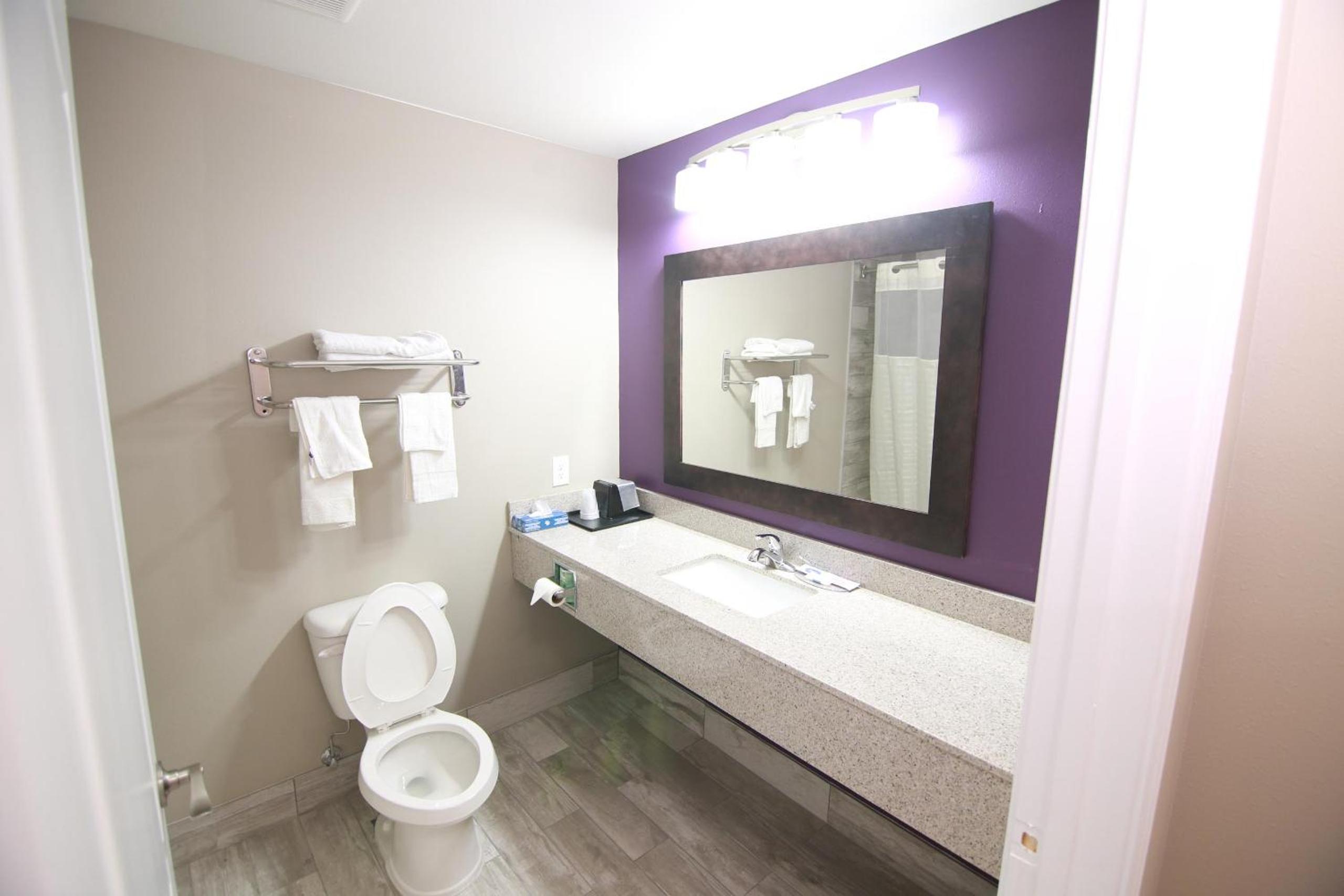 tru by hilton cedar rapids westdale
