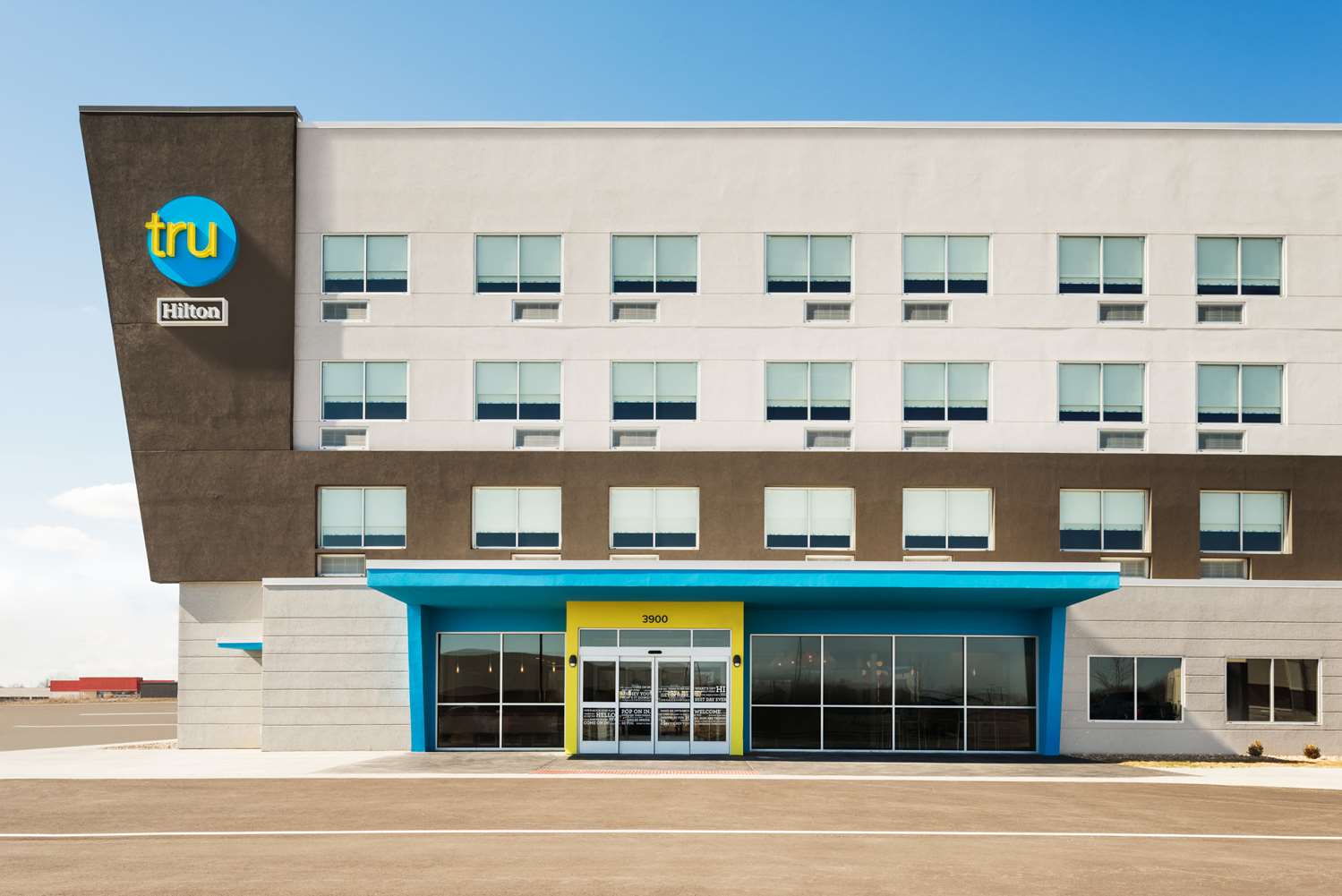 tru by hilton cedar rapids westdale