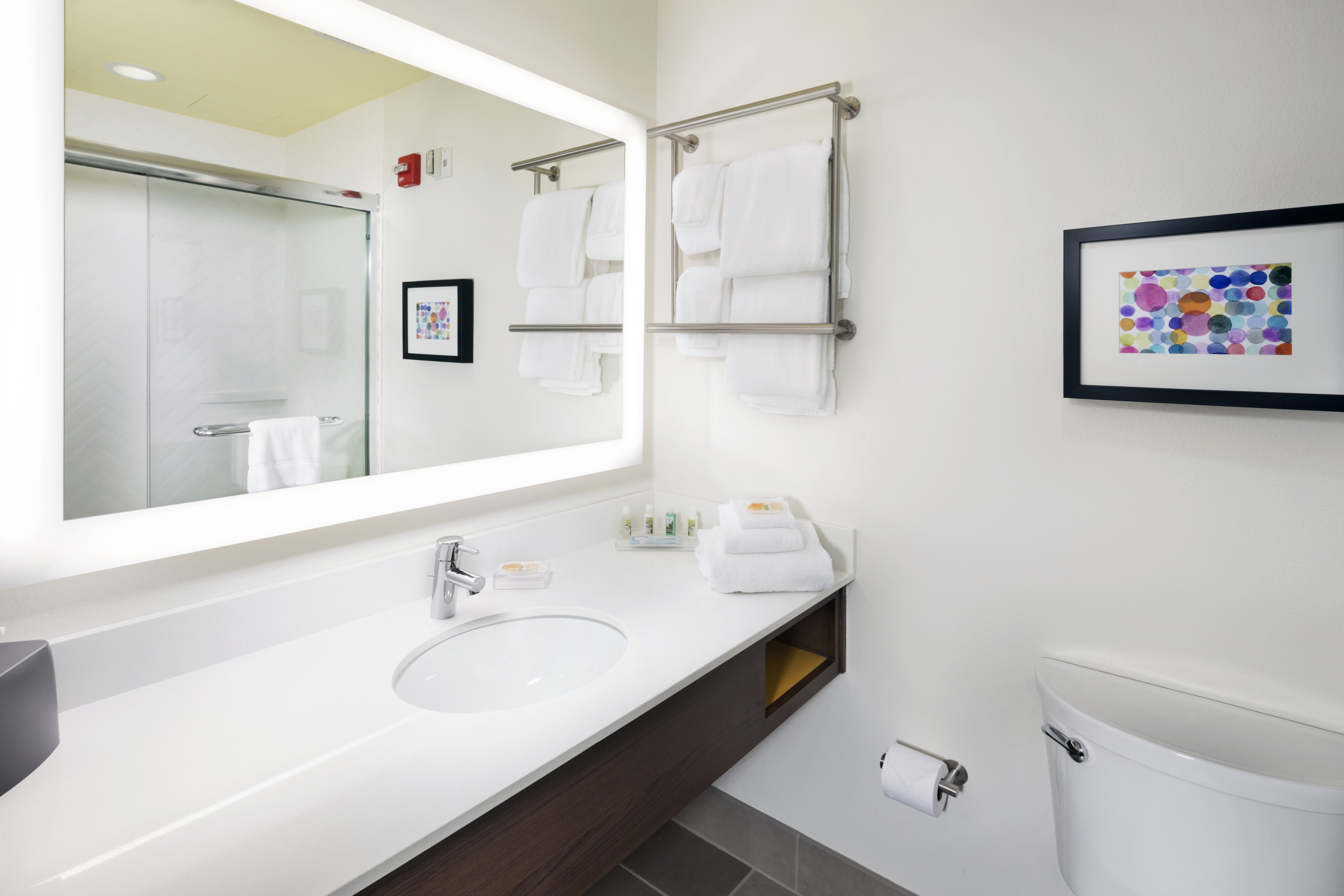 holiday inn and suites arden asheville airport by ihg