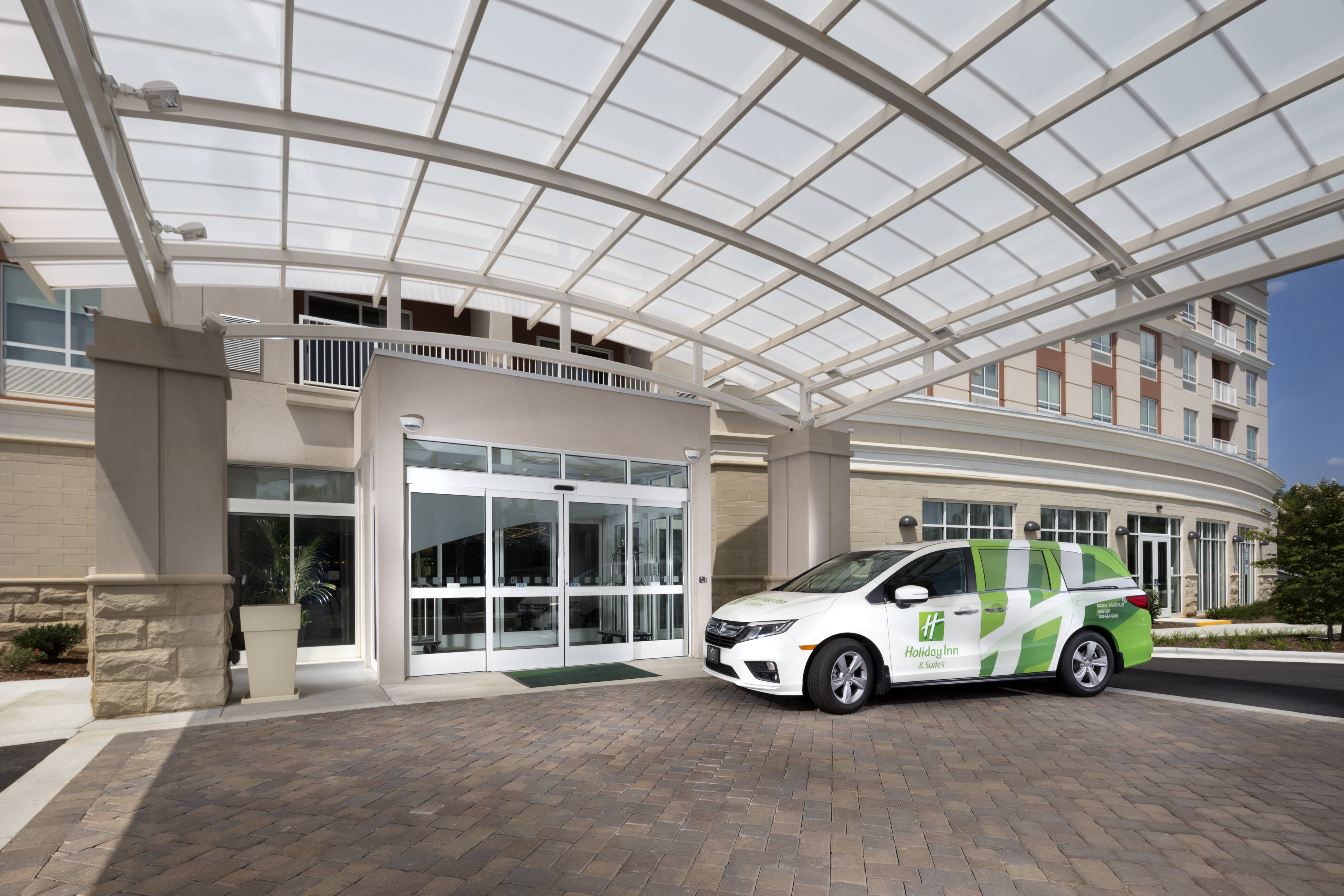 holiday inn and suites arden asheville airport by ihg