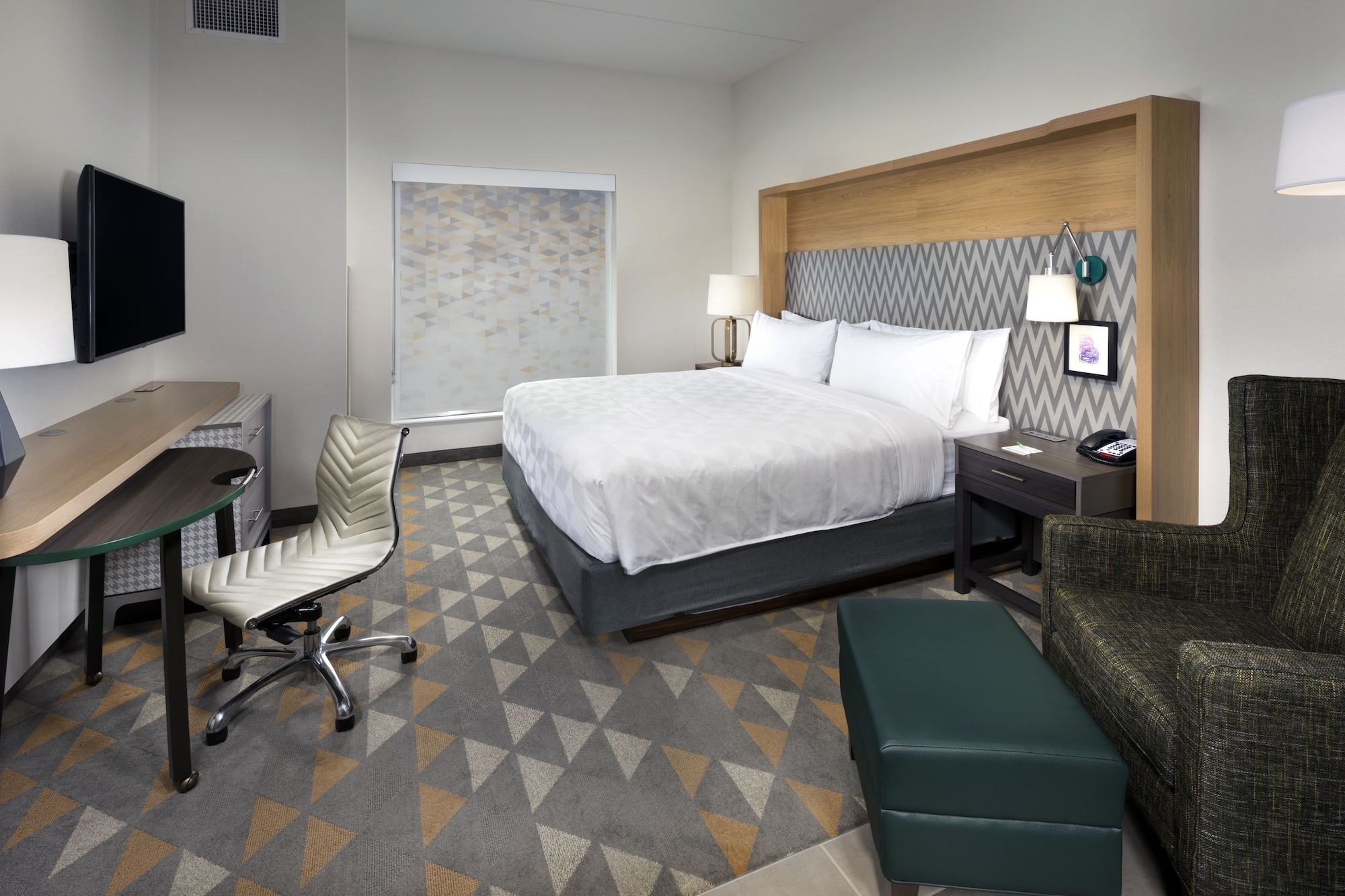 holiday inn and suites arden asheville airport by ihg