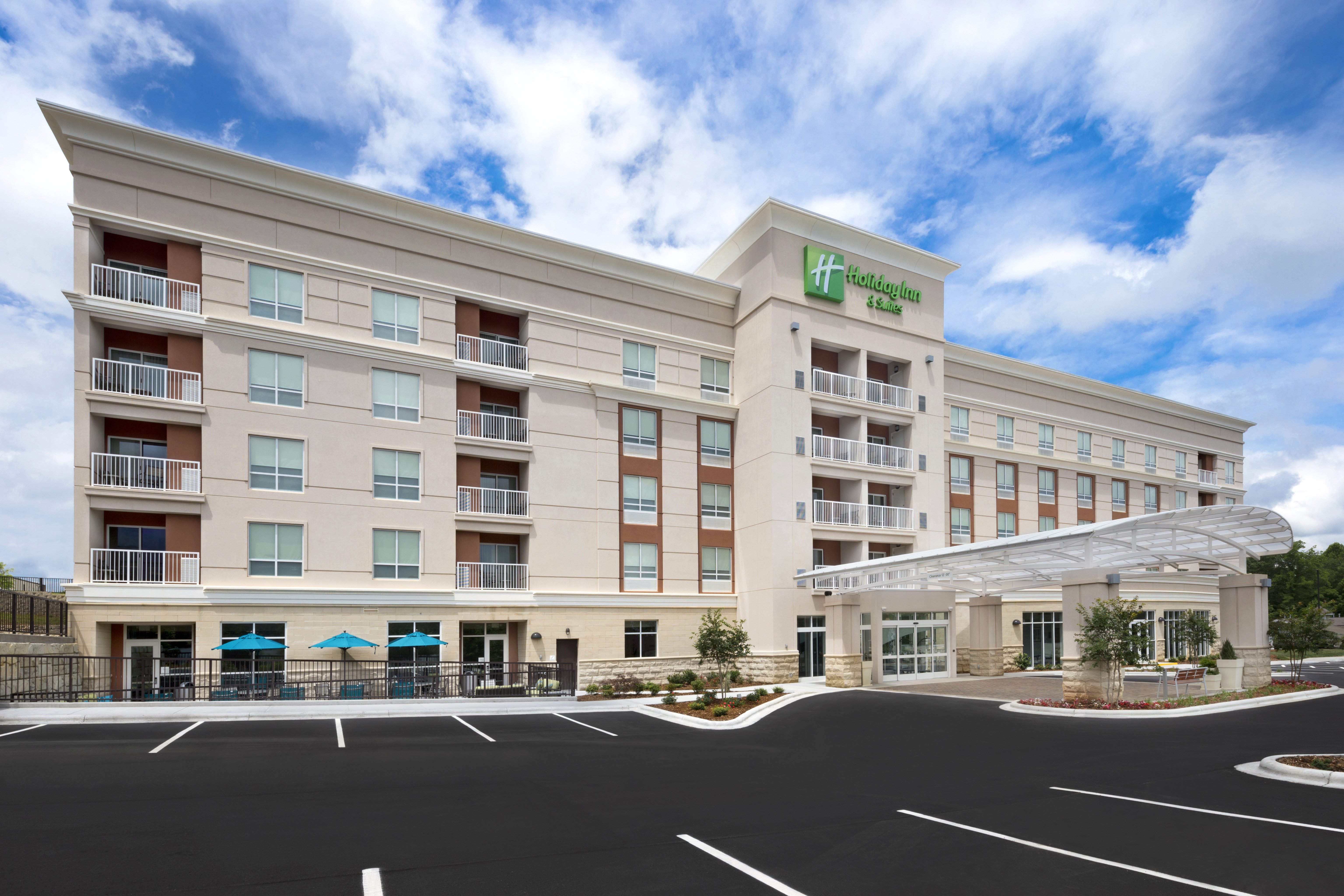 holiday inn and suites arden asheville airport by ihg