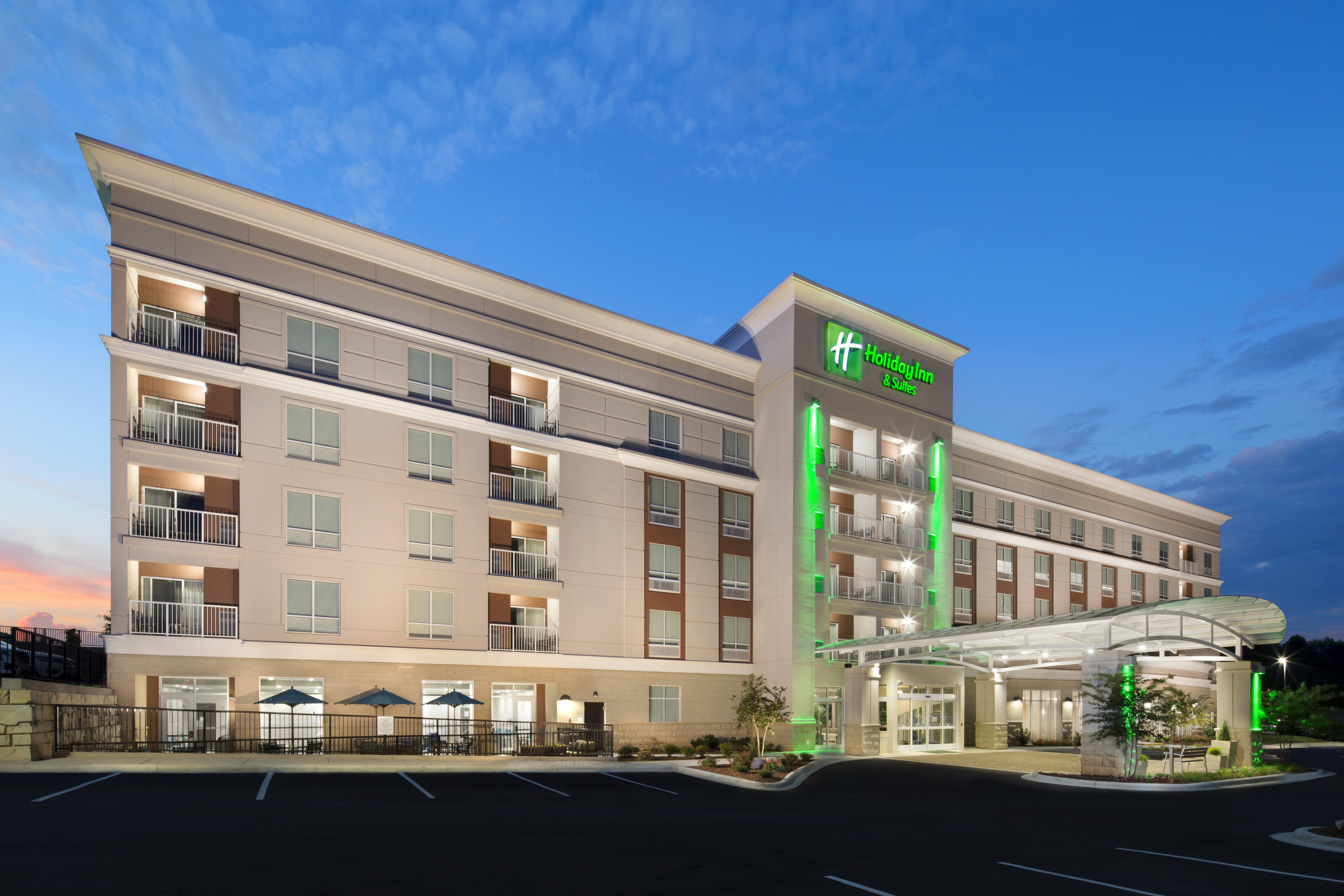 holiday inn and suites arden asheville airport by ihg