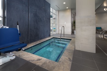 Holiday Inn & Suites Arden - Asheville Airport By Ihg,Asheville>>Arden,3 star