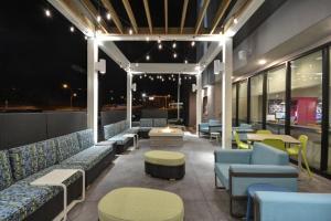 Home2 Suites By Hilton Kansas City Ku Medical Center,Gardner>>Arkansas City,3 star