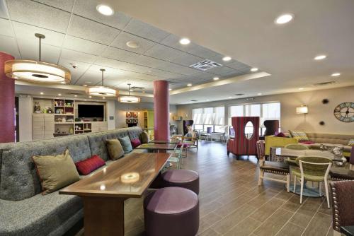 home2 suites by hilton kci airport