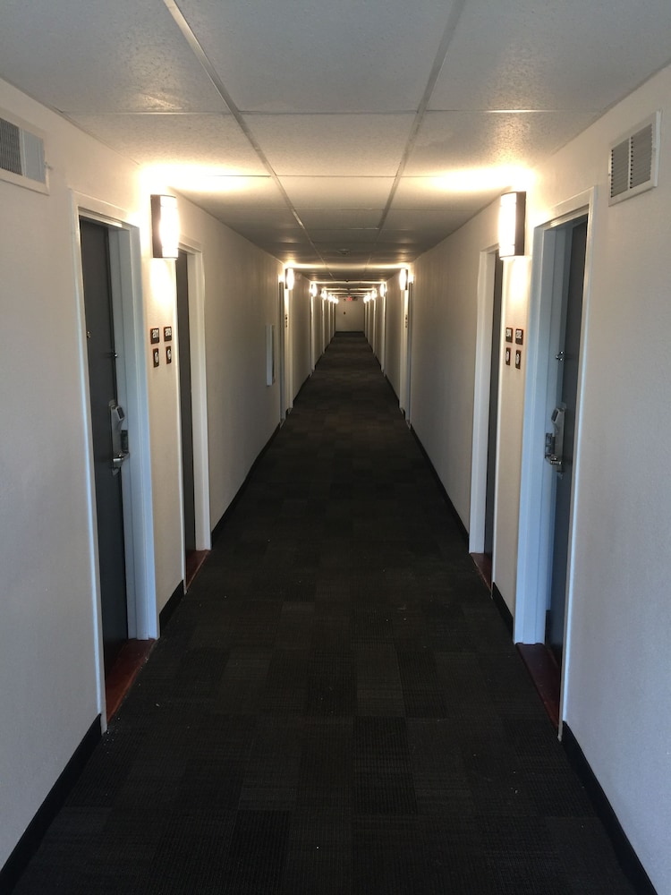 motel 6 petersburg va fort lee