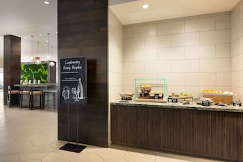 Embassy Suites By Hilton San Antonio Landmark,Oakland Estates>>Bexar County,4 star