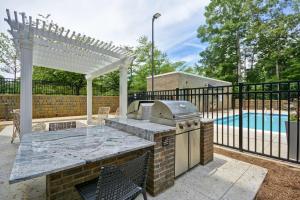homewood suites by hilton raleigh cary i 40