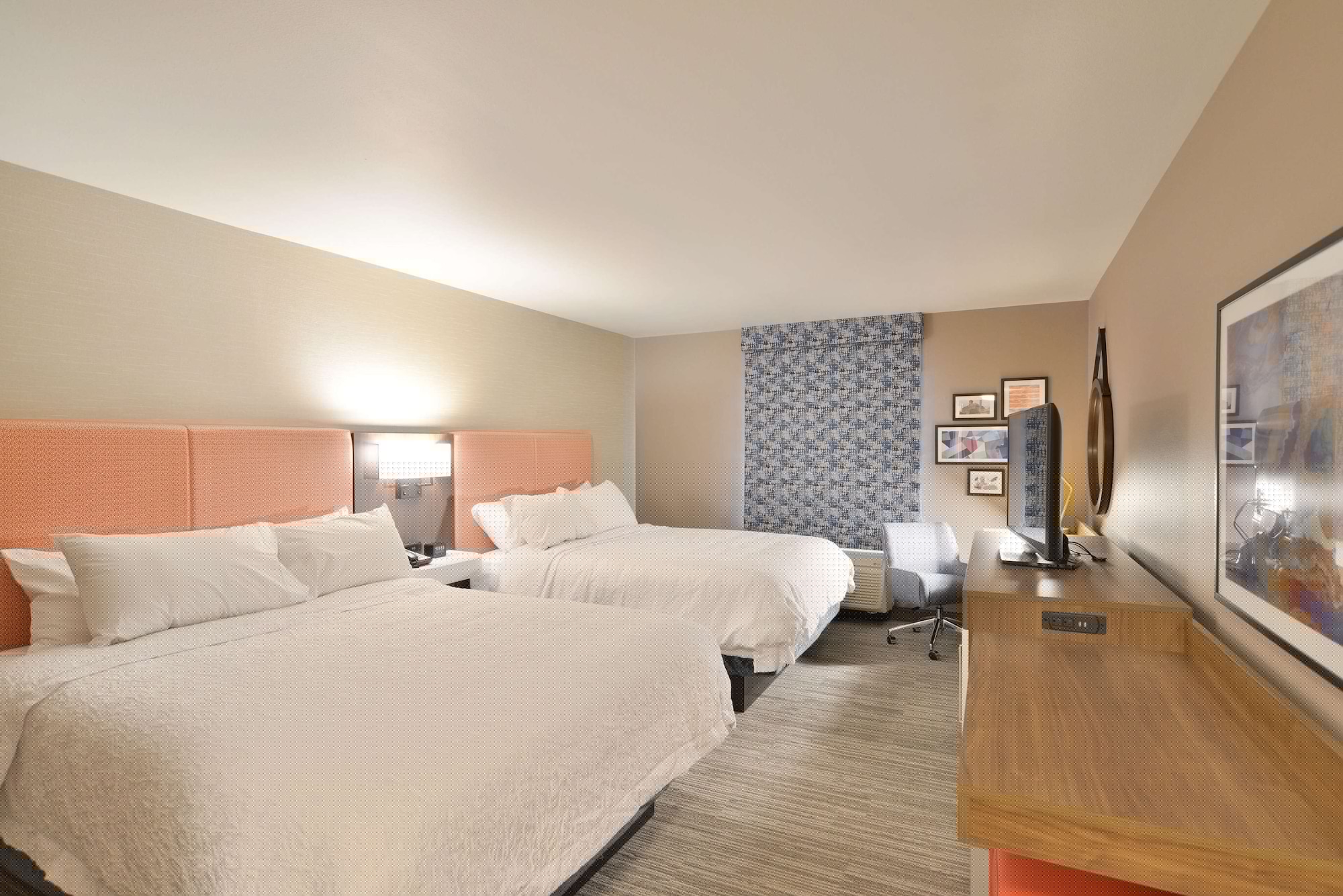 hampton inn and suites menomonie uw stout