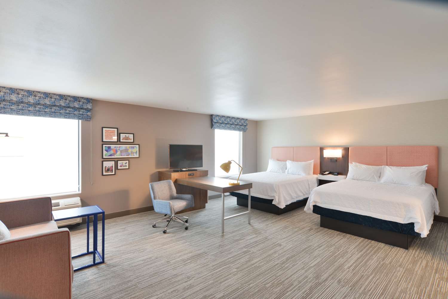 hampton inn and suites menomonie uw stout