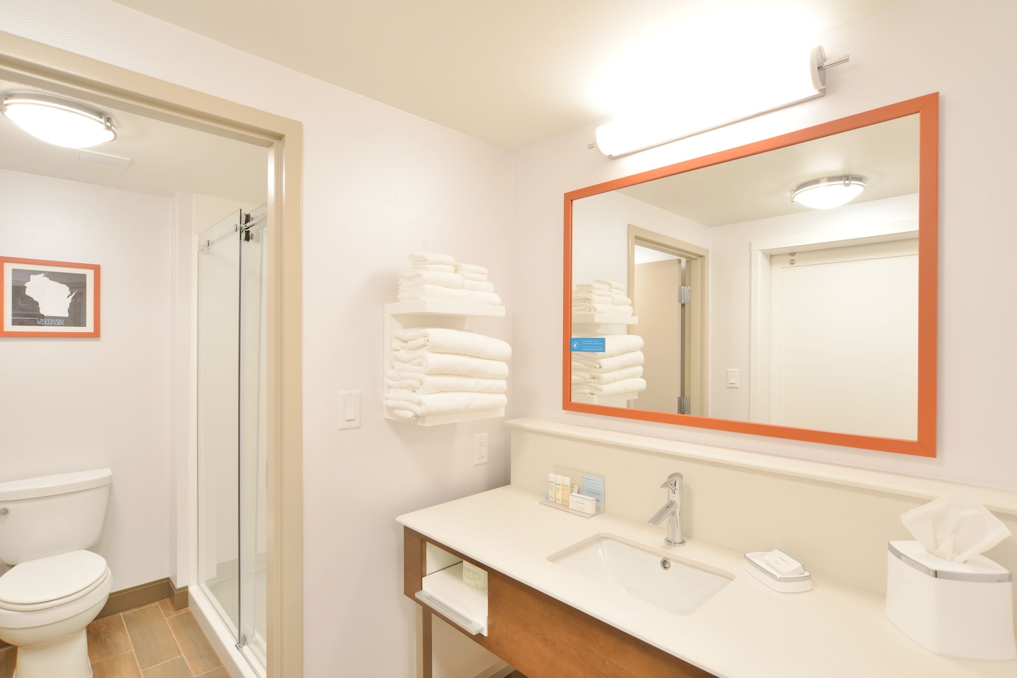 hampton inn and suites menomonie uw stout
