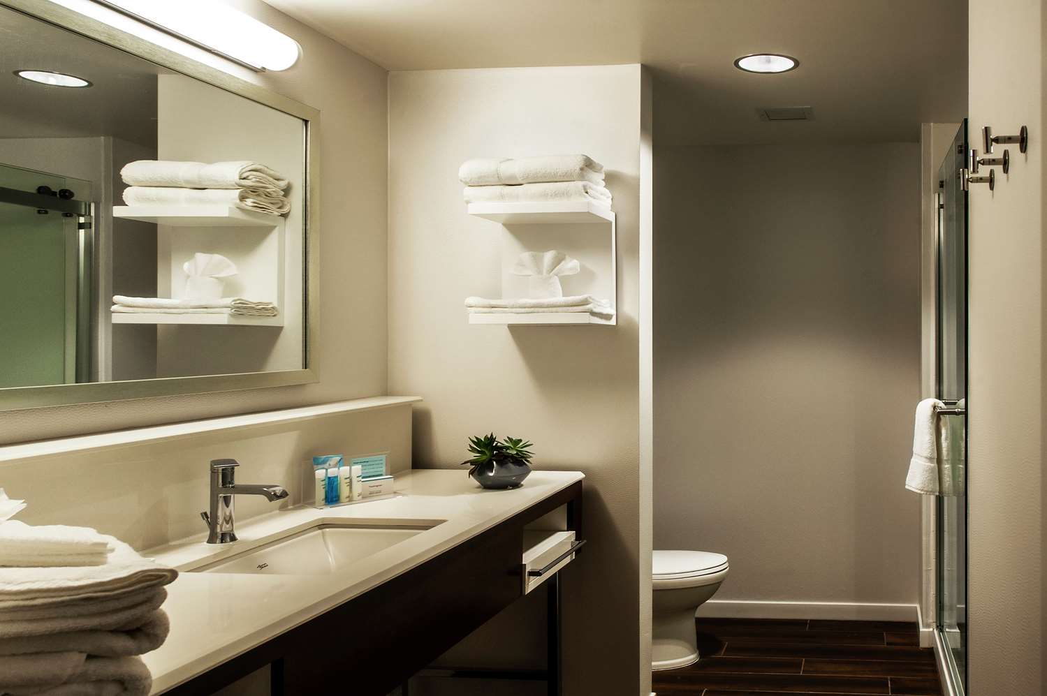 hampton inn and suites foxborough mansfield