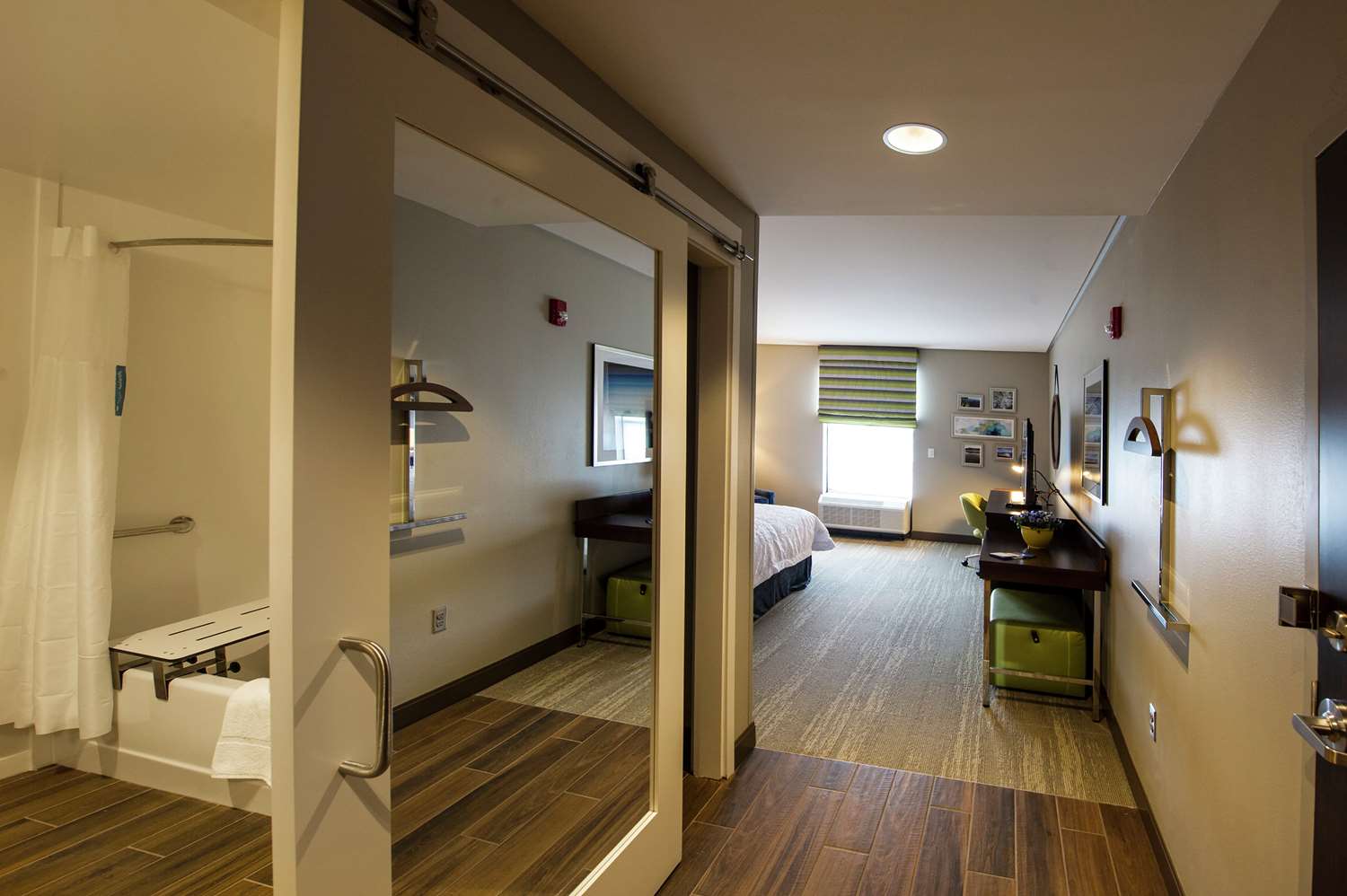 hampton inn and suites foxborough mansfield
