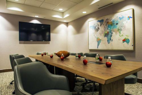hampton inn and suites foxborough mansfield