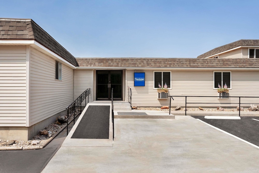 Travelodge By Wyndham Edgemont,Edgemont>>Deadwood,2 star