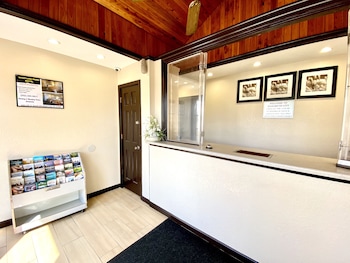 Whistling Pines - Daily & Extended Stay, Elizabeth City,Elizabeth City>>Elizabeth,2 star