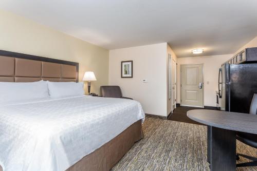 candlewood suites bensalem philadelphia area by ihg