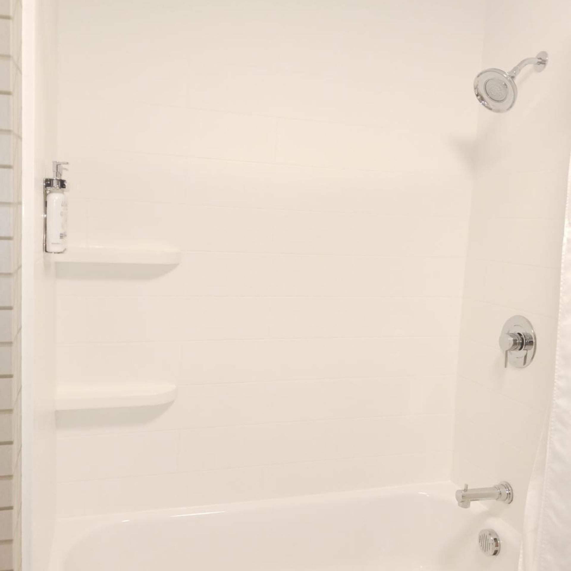 holiday inn express and suites gainesville lake lanier area