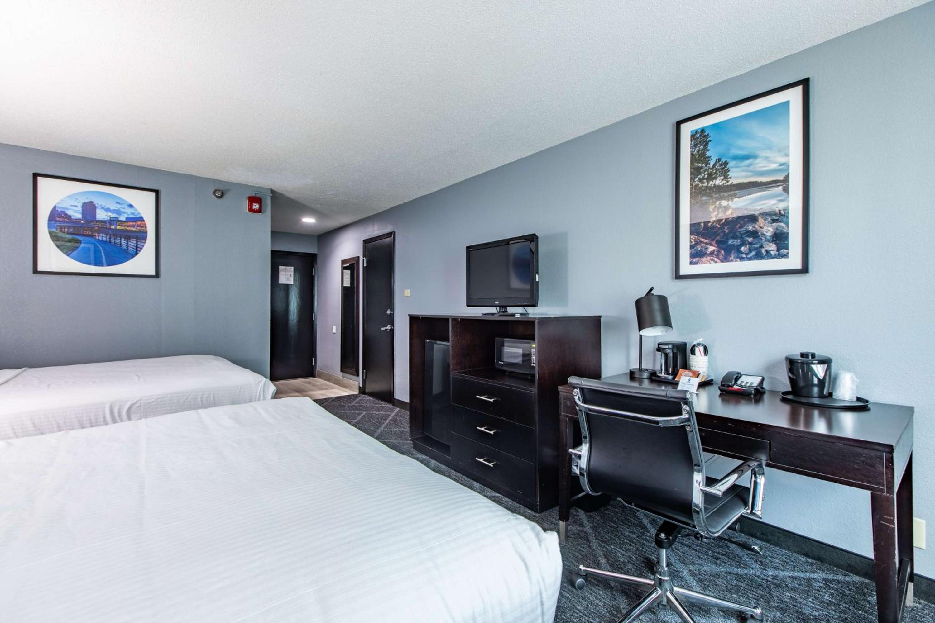 holiday inn express and suites gainesville lake lanier area