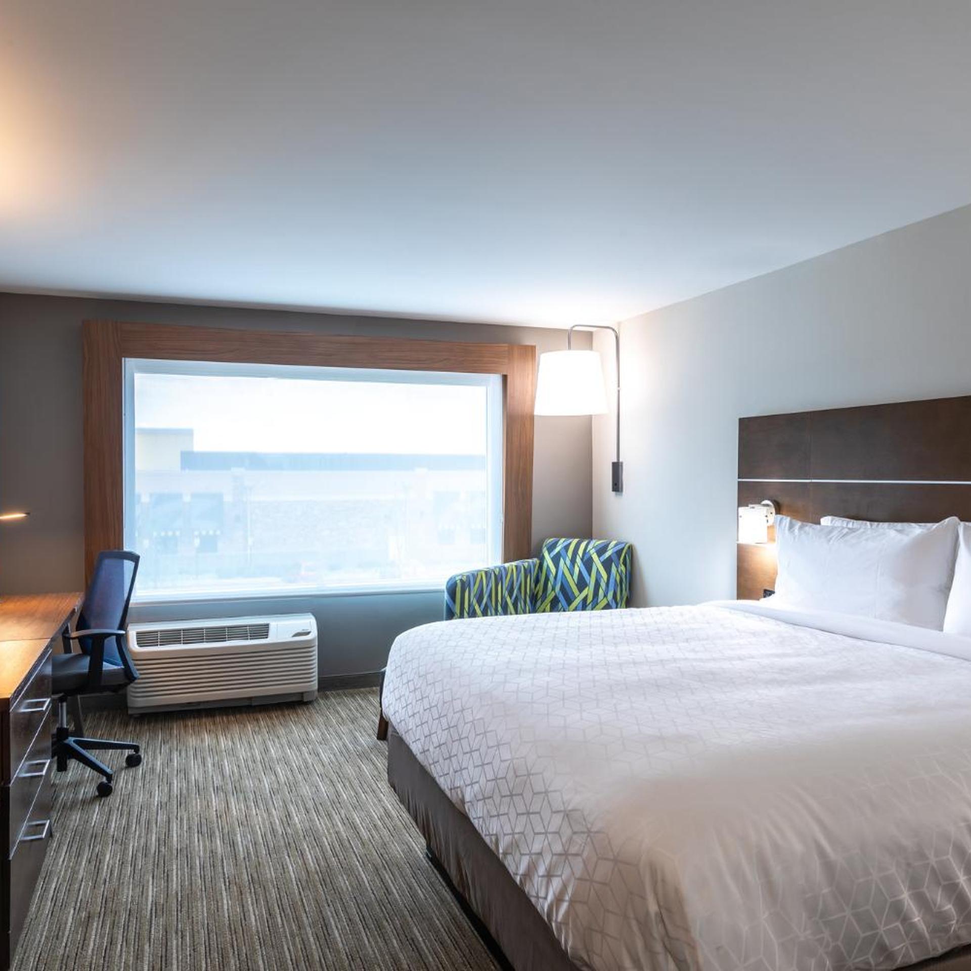 holiday inn express and suites gainesville lake lanier area