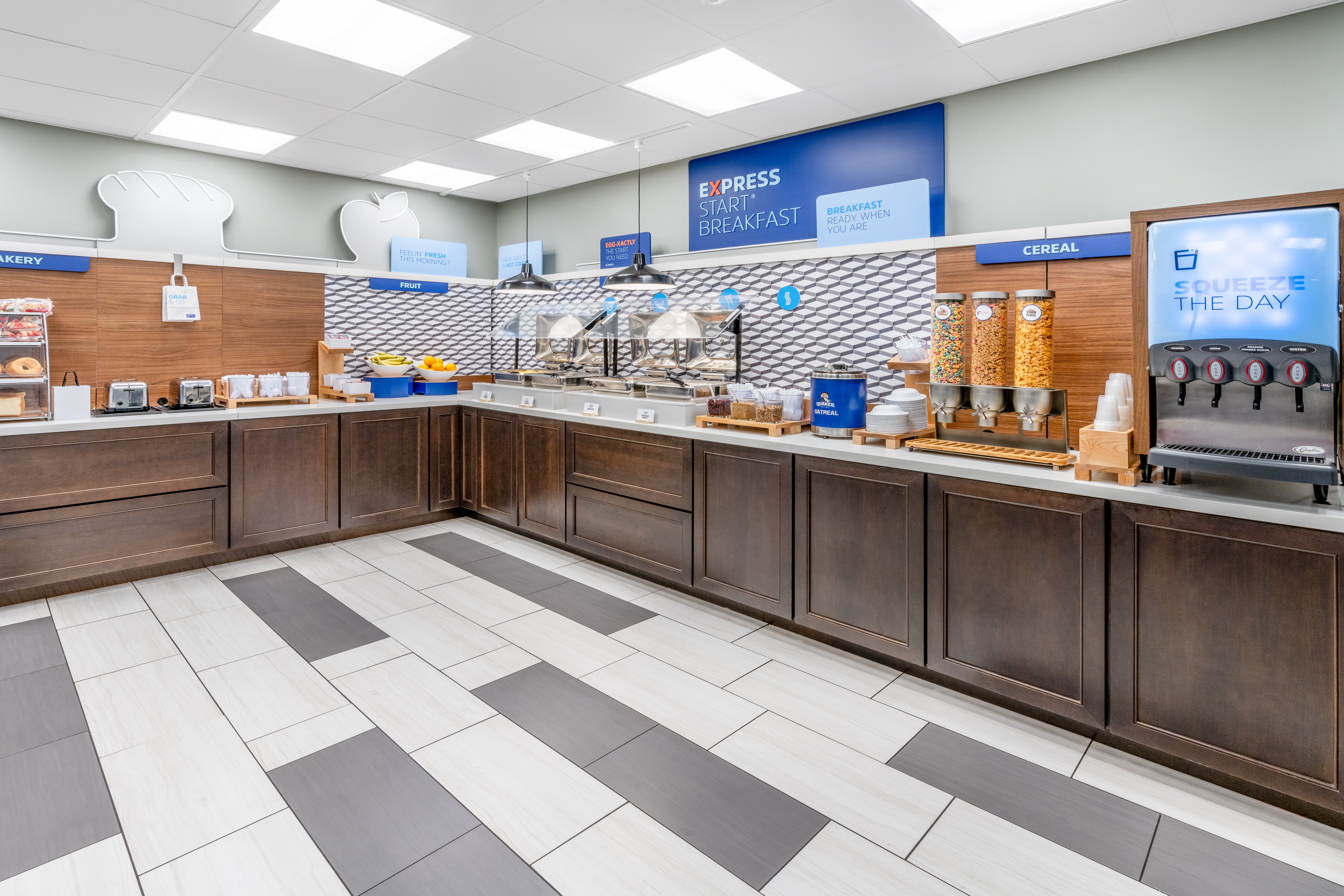 holiday inn express and suites colorado springs afa northgate