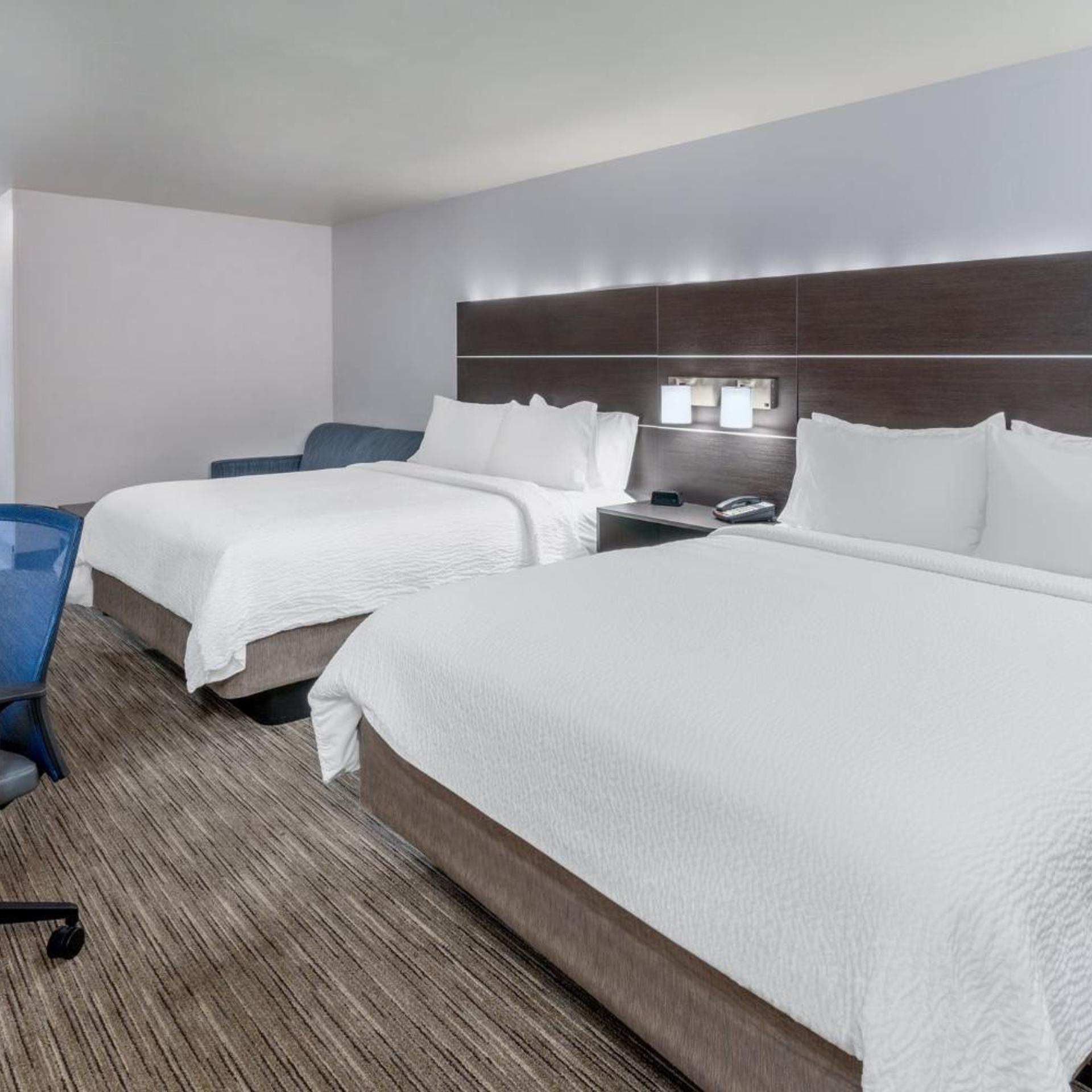 holiday inn express and suites colorado springs afa northgate
