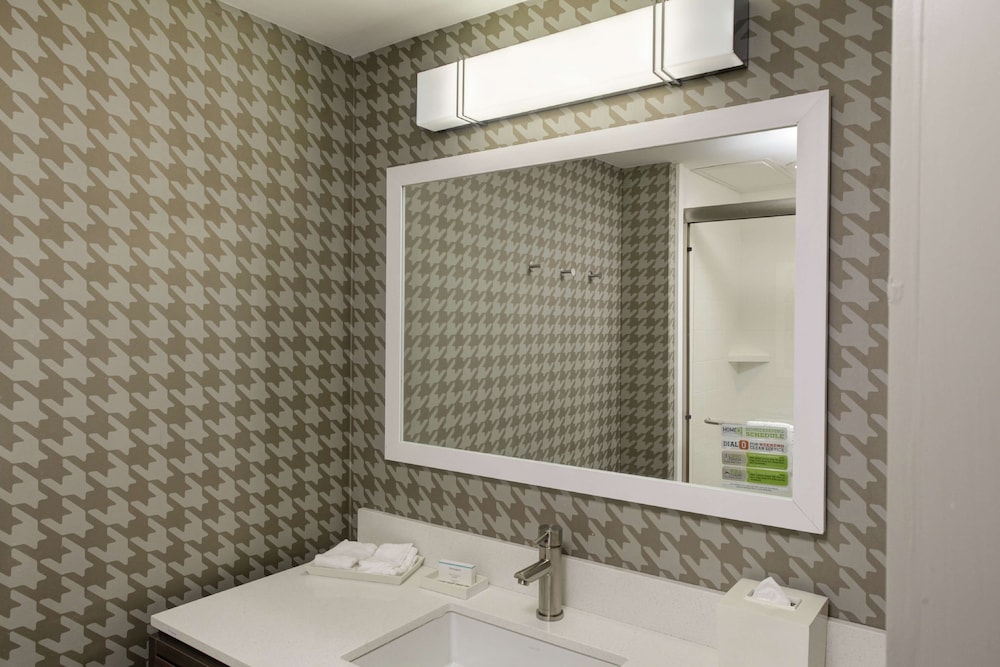 home2 suites by hilton louisville airport expo center ky