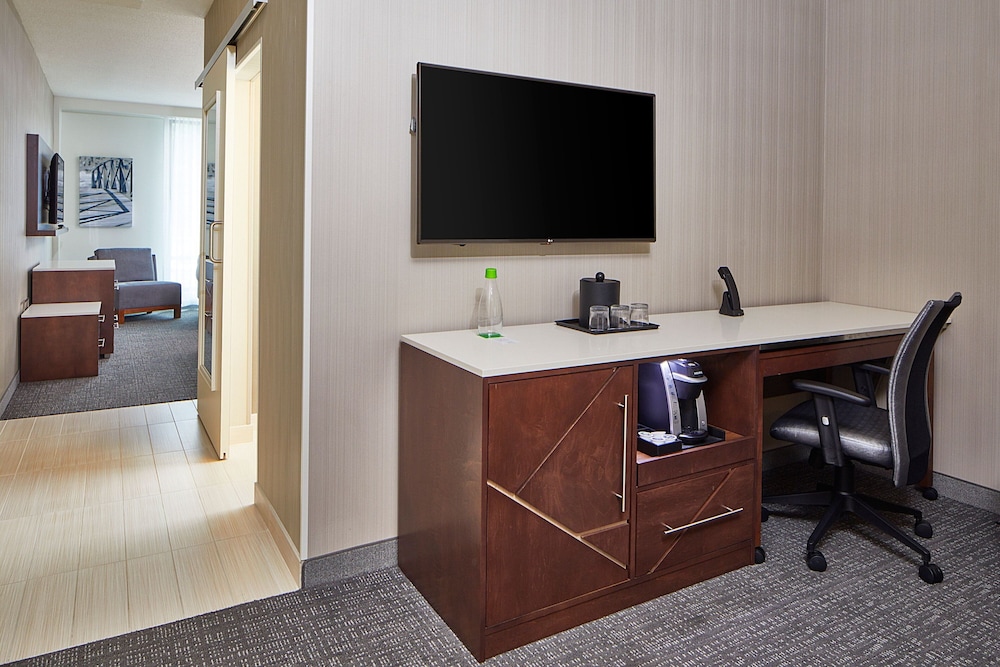 courtyard by marriott minneapolis west