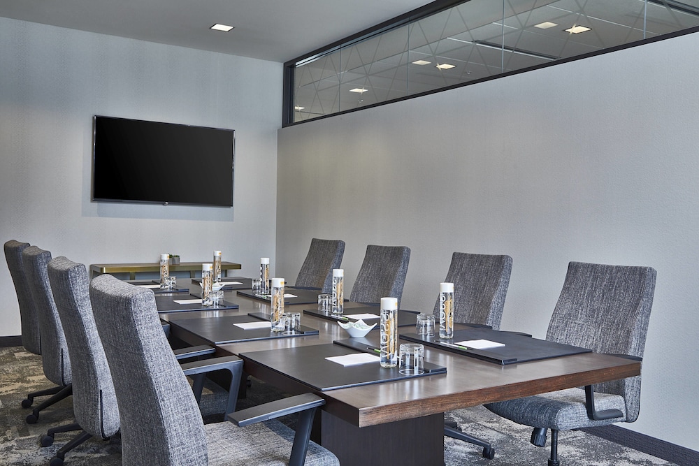 courtyard by marriott minneapolis west