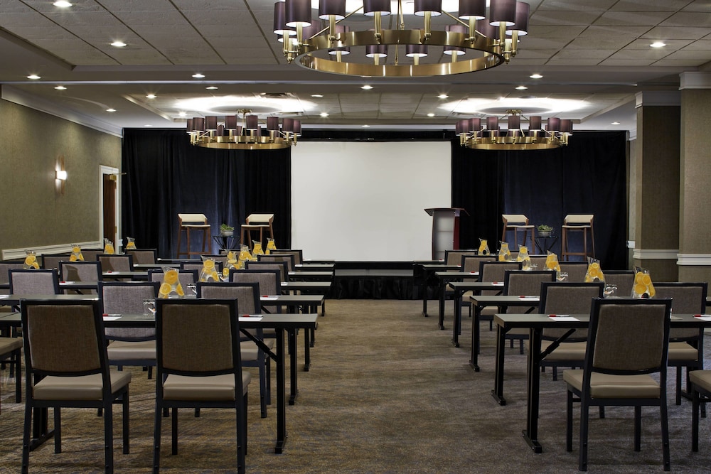 courtyard by marriott minneapolis west