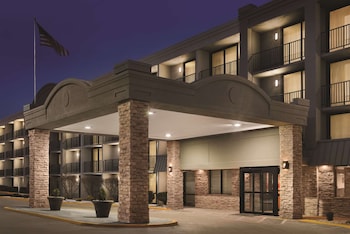 country inn and suites by radisson erlanger cincinnati south