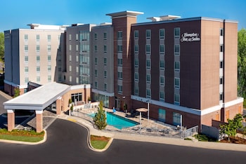 hampton inn and suites tallahassee capitol university