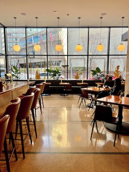 fairlane hotel