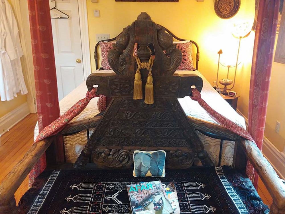 Oasis Bed And Breakfast,East Aurora>>Buffalo,4 star