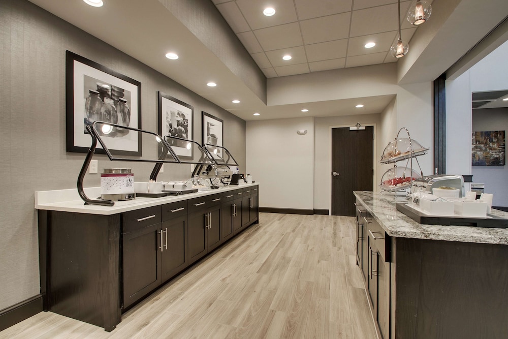 hampton inn and suites knightdale raleigh