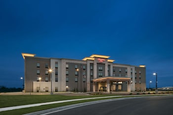 Hampton Inn Wichita Northwest,Sedgwick>>Maize,3 star
