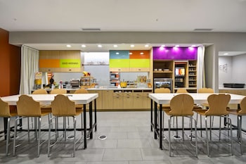 home2 suites by hilton blue ash cincinnati