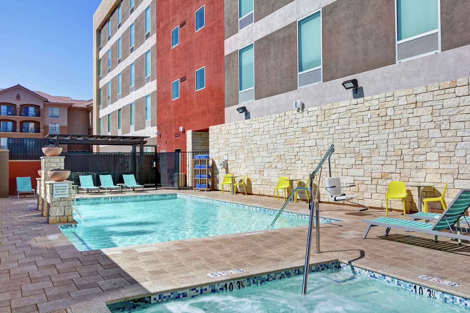 home2 suites by hilton las vegas strip south