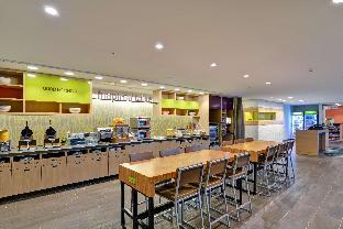 home2 suites by hilton las vegas strip south