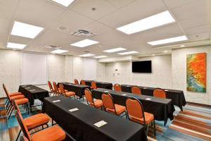 home2 suites by hilton las vegas strip south