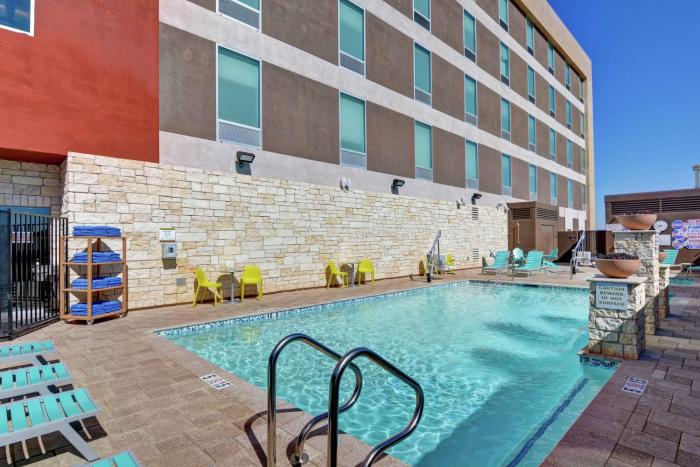 home2 suites by hilton las vegas strip south