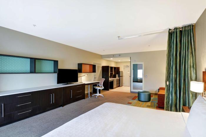 home2 suites by hilton las vegas strip south