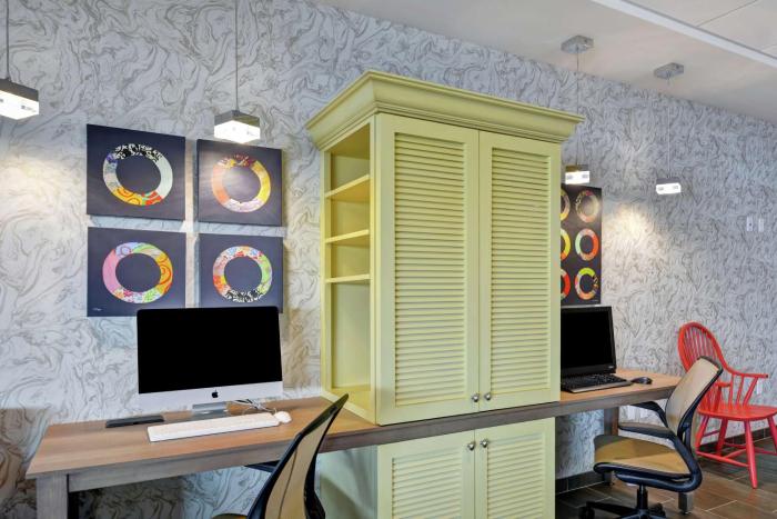 home2 suites by hilton las vegas strip south