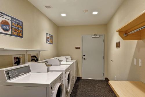 home2 suites by hilton las vegas strip south