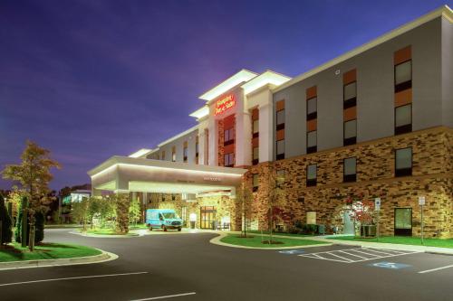 hampton inn and suites glenarden washington dc