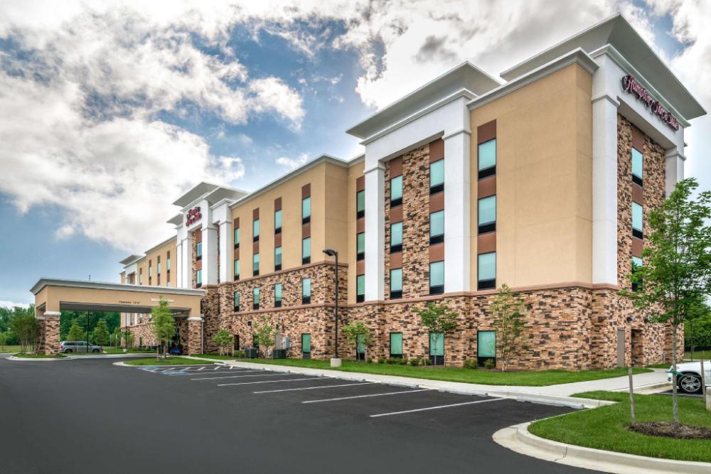 hampton inn and suites glenarden washington dc