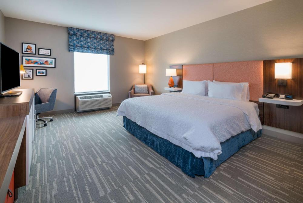 hampton inn and suites glenarden washington dc