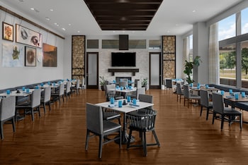 renaissance columbus westerville polaris hotel