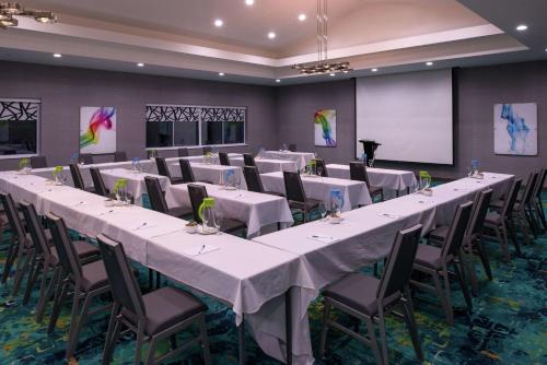 hampton inn and suites atlanta marietta